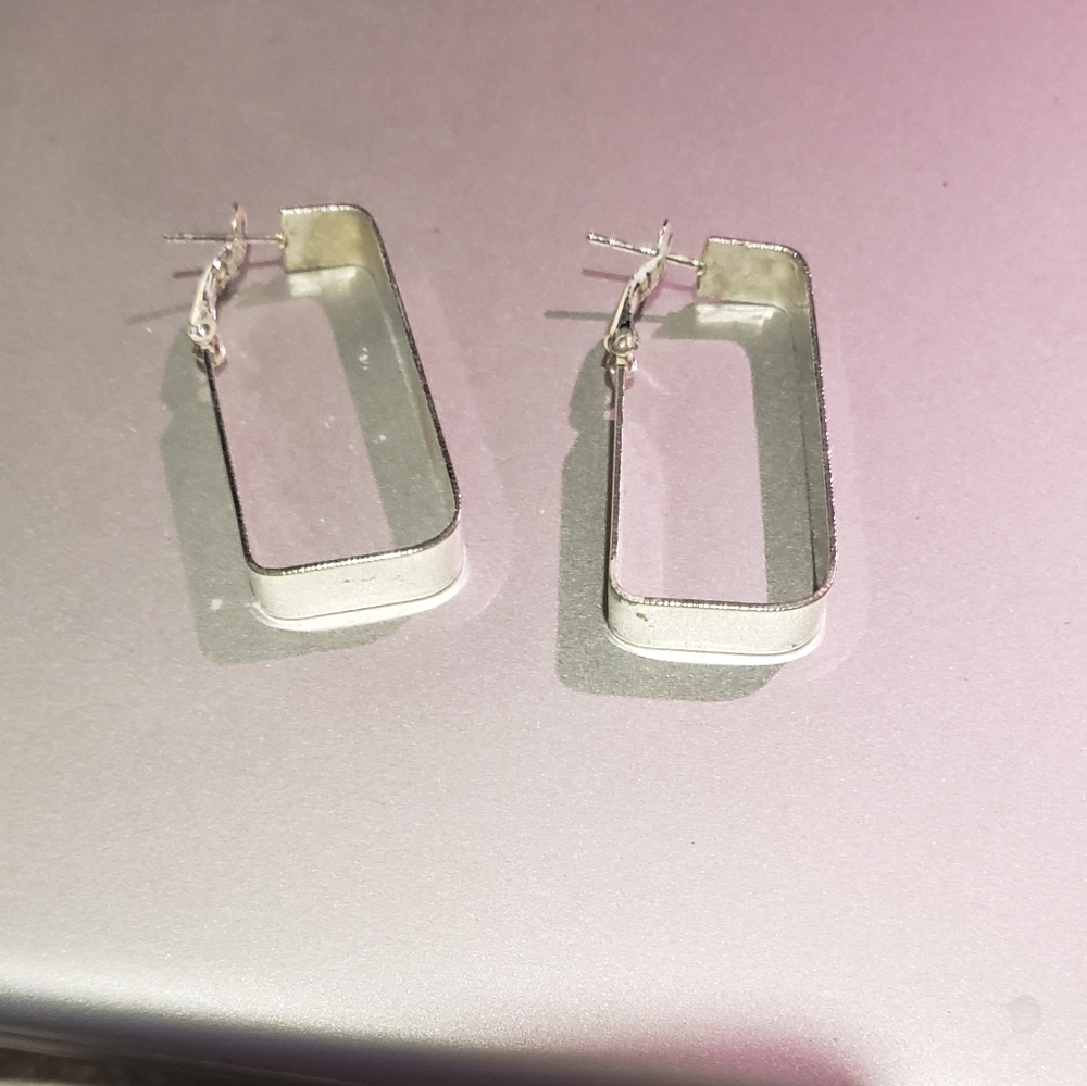 Silvertone Large Rectangle Earrings, 1.5". Euc. - image 2